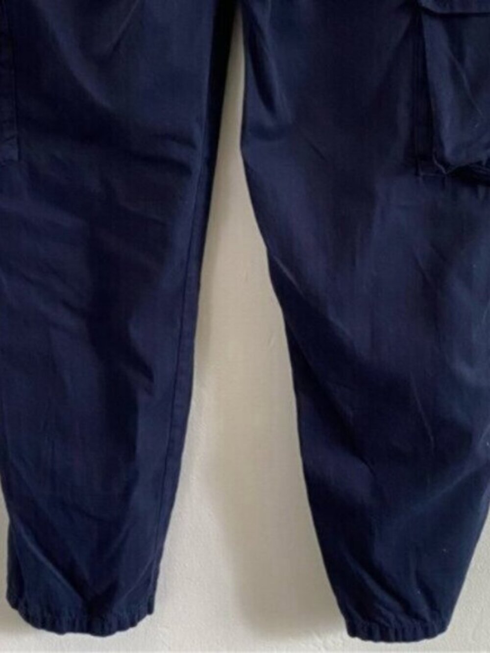 FRAME Denim Utility Cargo Flat Front Pants 26 Navy Blue Cotton Straight Leg $278 - Picture 9 of 10